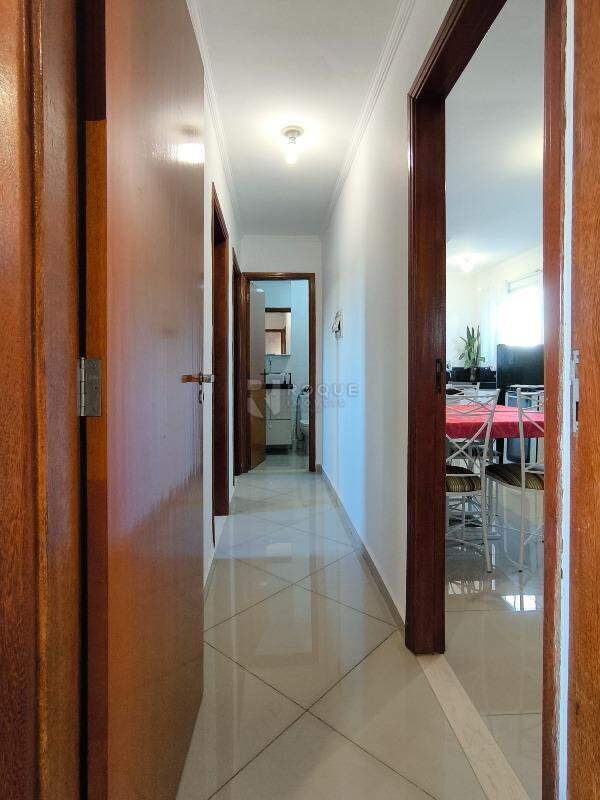 Apartamento à venda no bairro Jardim Ouro Verde: CORREDOR INTERNO