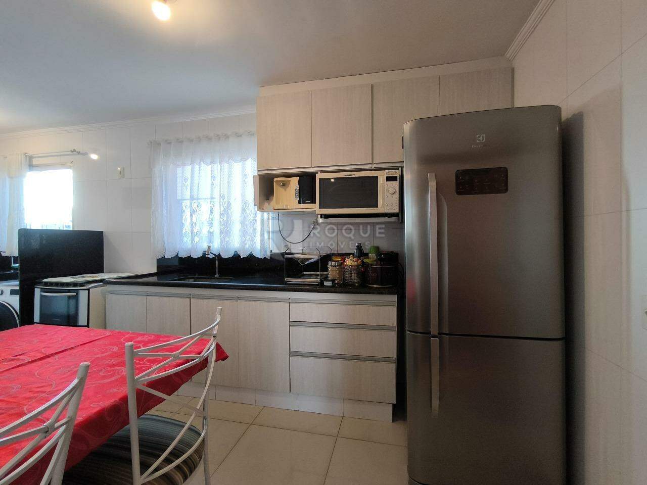 Apartamento à venda no bairro Jardim Ouro Verde: COZINHA