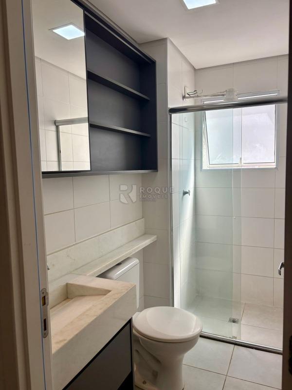 Apartamento à venda no bairro Chácaras Antonieta: BANHEIRO SOCIAL