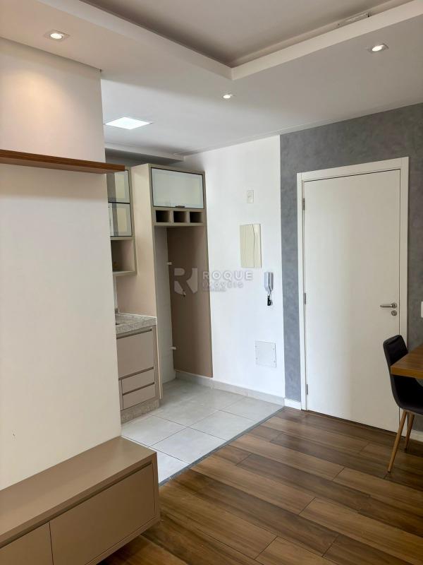 Apartamento à venda no bairro Chácaras Antonieta: SALA