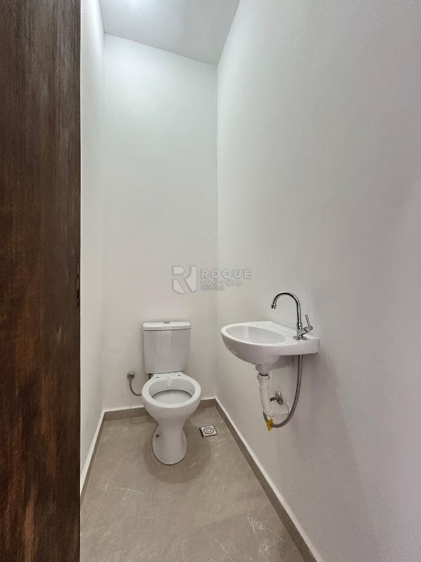 Salão para aluguel no bairro Jardim do Lago: WC social 