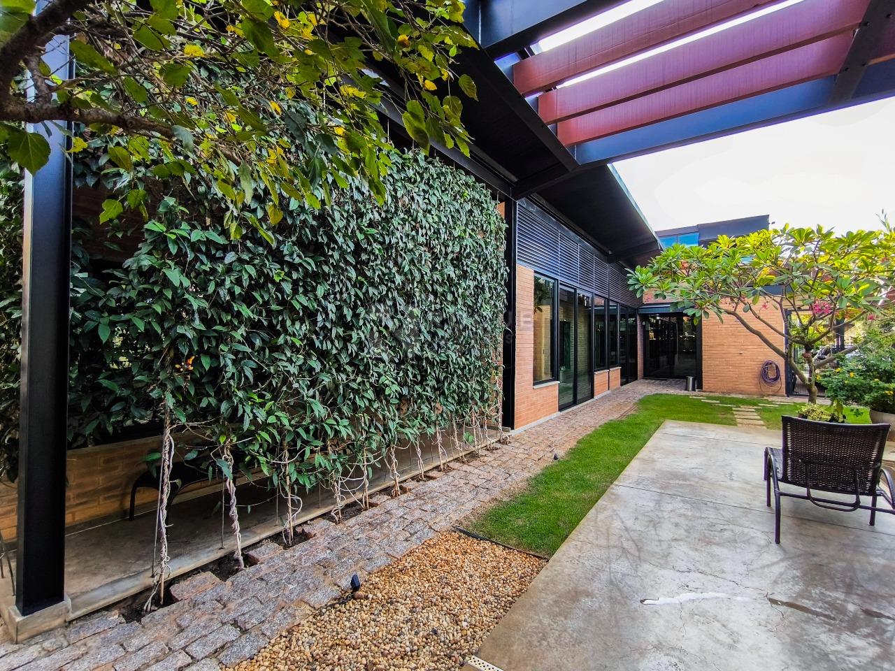 Casa em condomínio à venda no bairro Portal de São Clemente: JARDIM