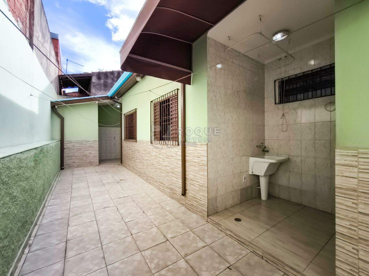 Casa Residencial à venda no bairro Jardim Adélia Cavicchia Grotta: ÁREA DE SERVIÇO