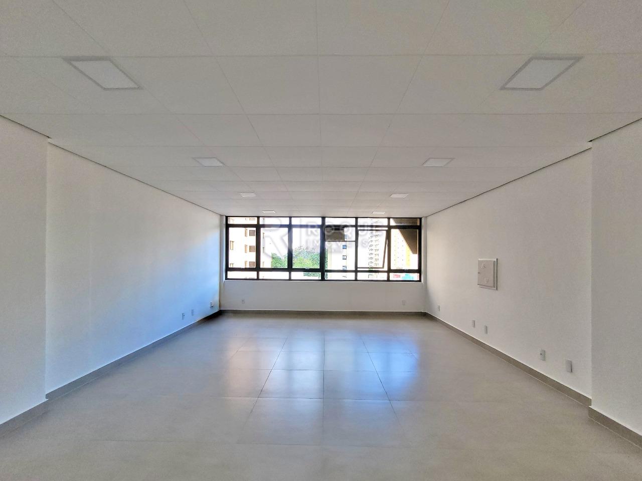 Salas/Conjuntos à venda no bairro Centro: SALA COMERCIAL