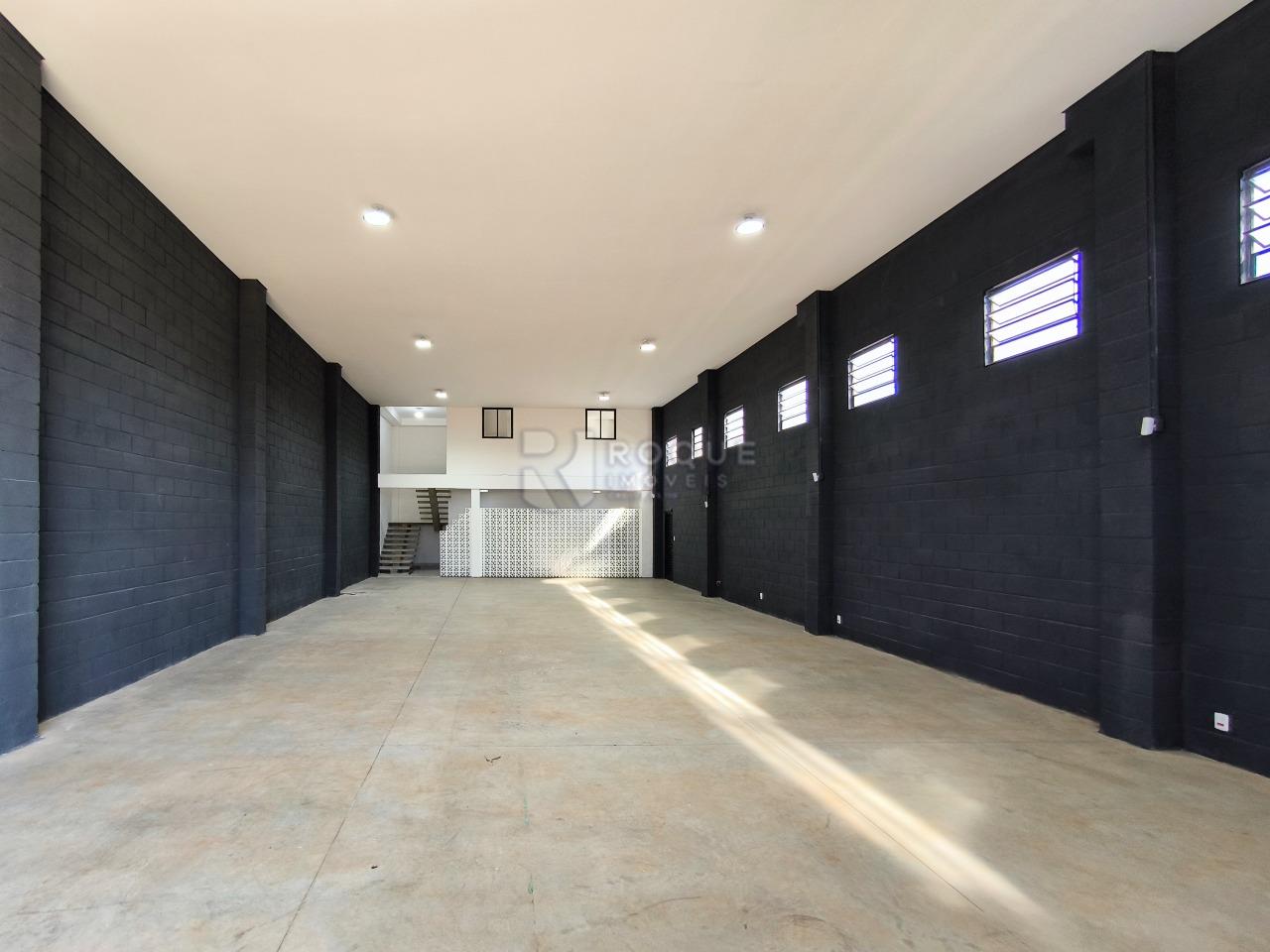 Barracão/Galpão à venda no bairro Residencial Colinas do Engenho I: SALÃO