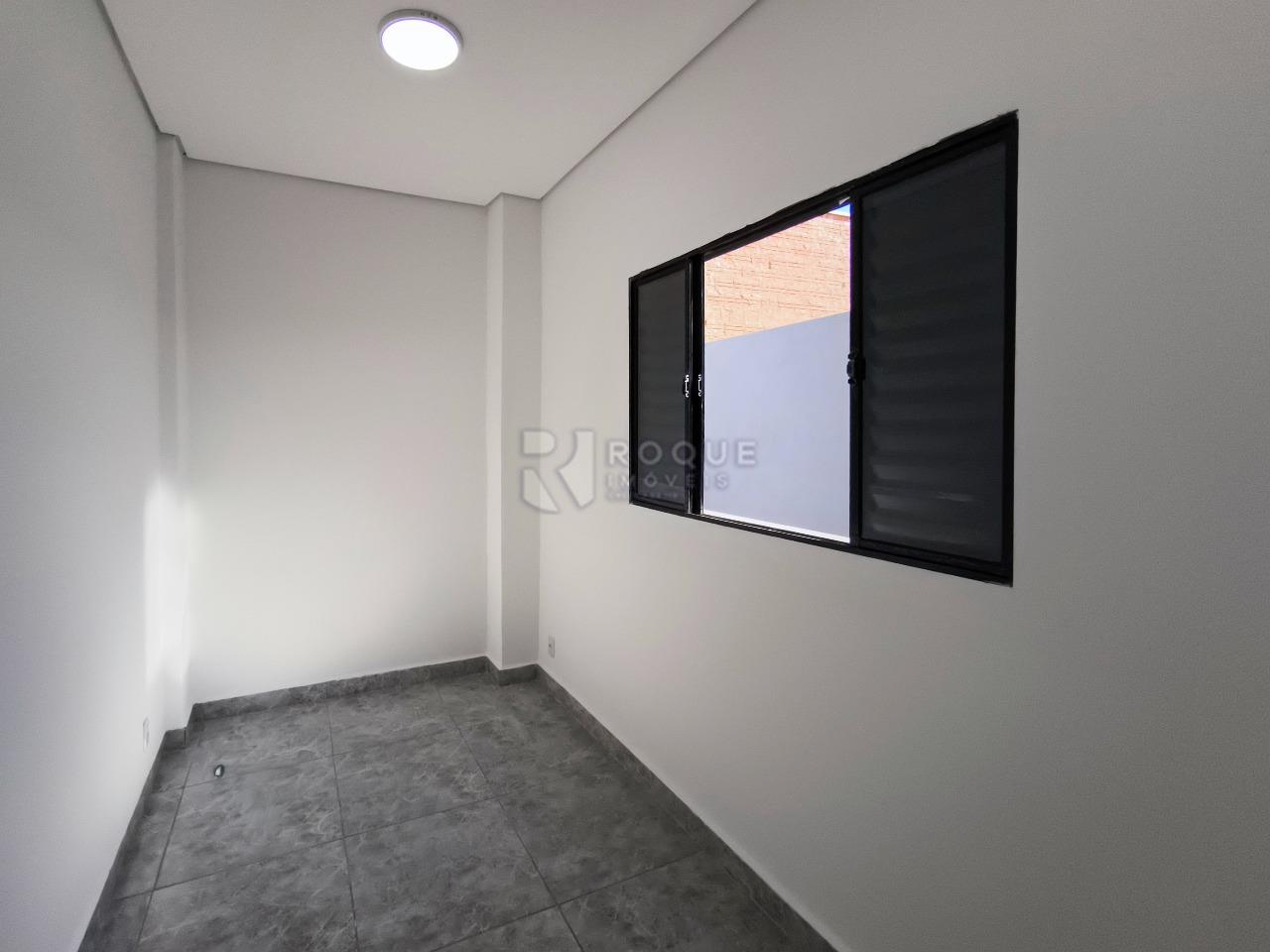 Barracão/Galpão à venda no bairro Residencial Colinas do Engenho I: ESCRITÓRIO