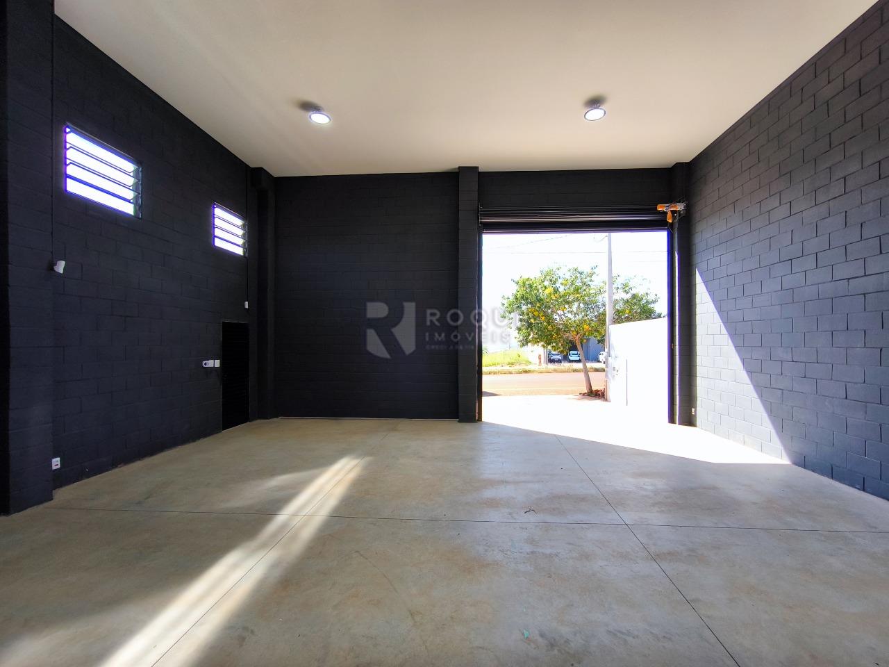 Barracão/Galpão à venda no bairro Residencial Colinas do Engenho I: SALÃO