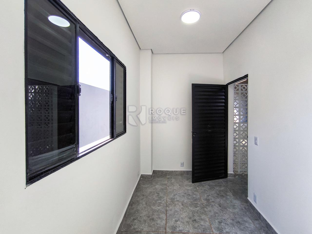 Barracão/Galpão à venda no bairro Residencial Colinas do Engenho I: ESCRITÓRIO