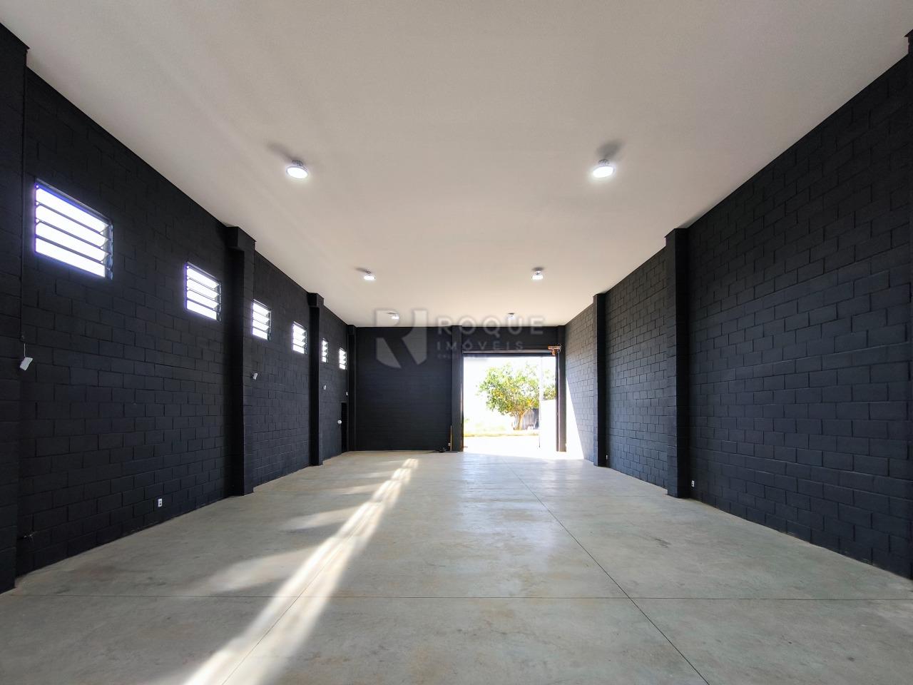 Barracão/Galpão à venda no bairro Residencial Colinas do Engenho I: SALÃO