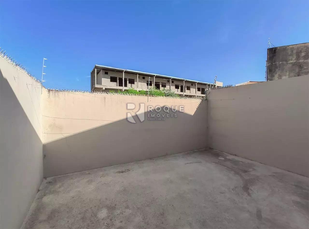 Casa Residencial à venda no bairro Vila Claudia: 