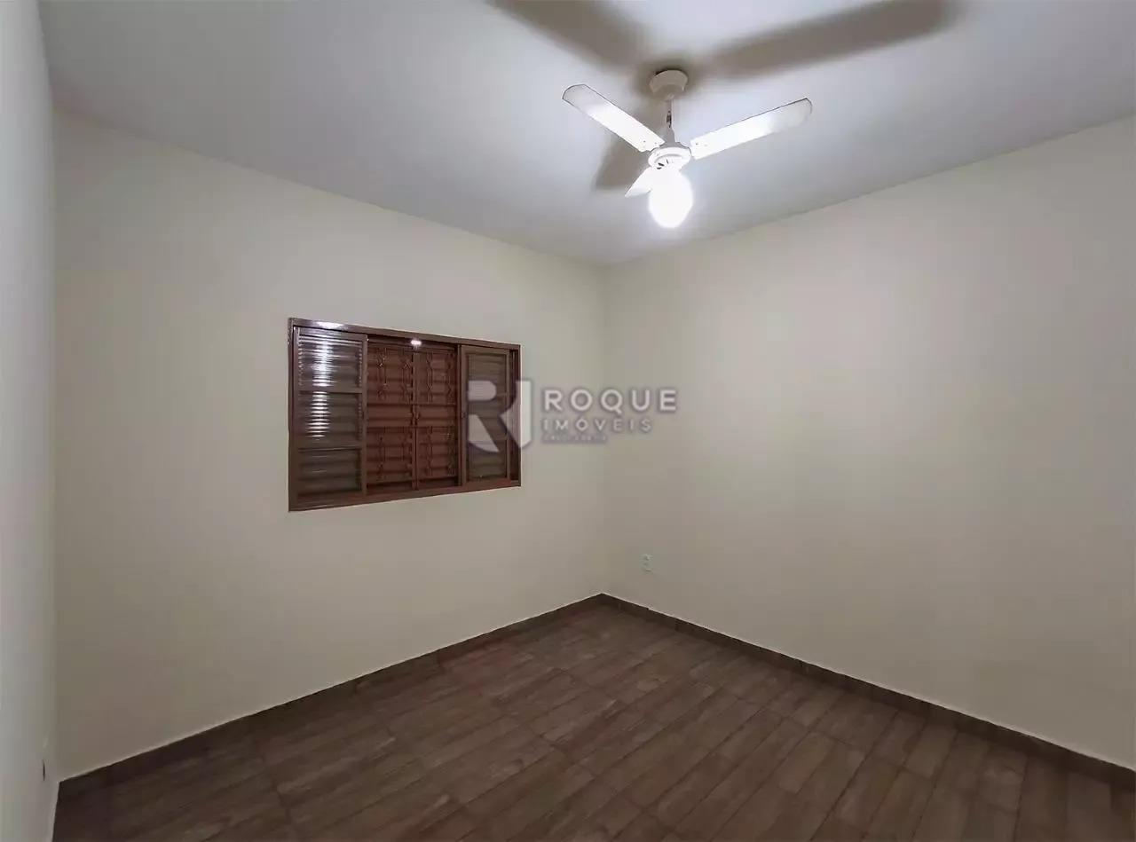 Casa Residencial à venda no bairro Vila Claudia: 