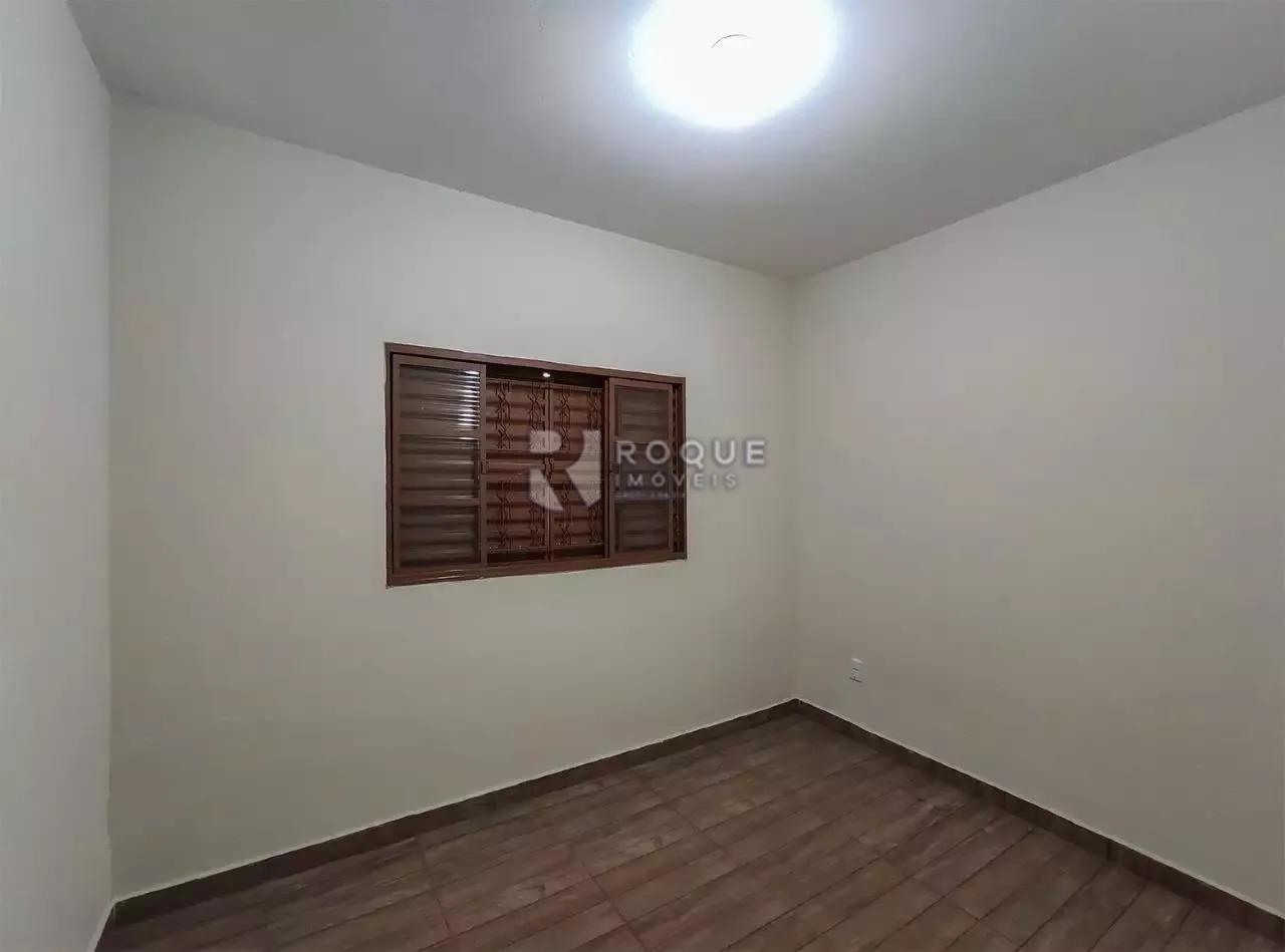 Casa Residencial à venda no bairro Vila Claudia: 