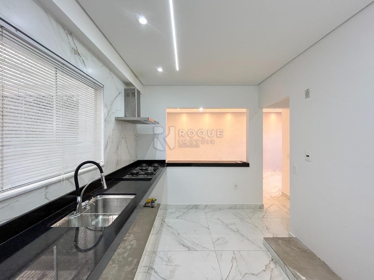 Apartamento à venda no bairro Jardim Ouro Verde: Cozinha 