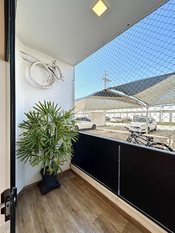 Apartamento à venda no bairro Jardim Ouro Verde: Sacada 