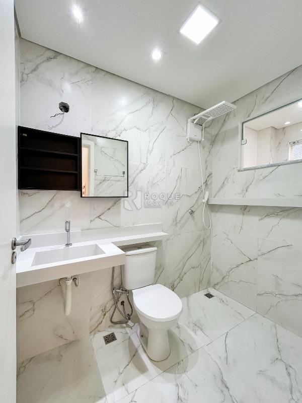 Apartamento à venda no bairro Jardim Ouro Verde: WC social 