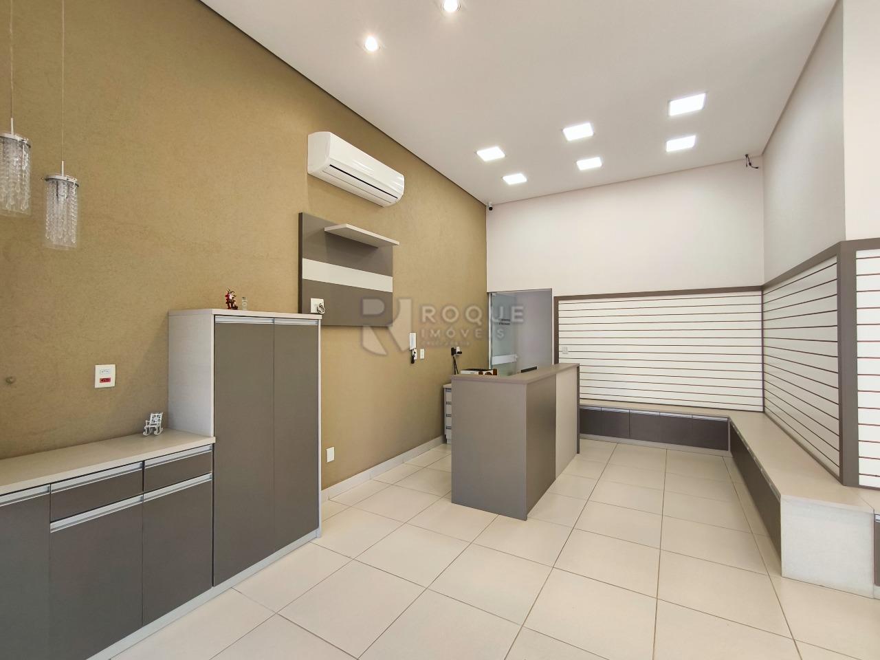 Barracão/Galpão à venda no bairro Jardim Glória: RECEPÇÃO