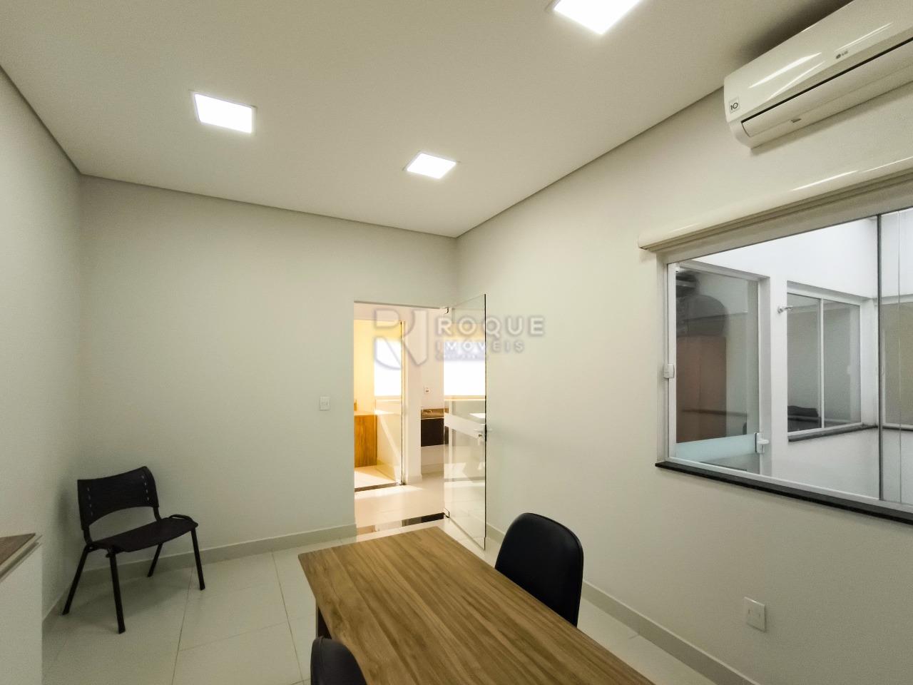 Barracão/Galpão à venda no bairro Jardim Glória: SALA 2