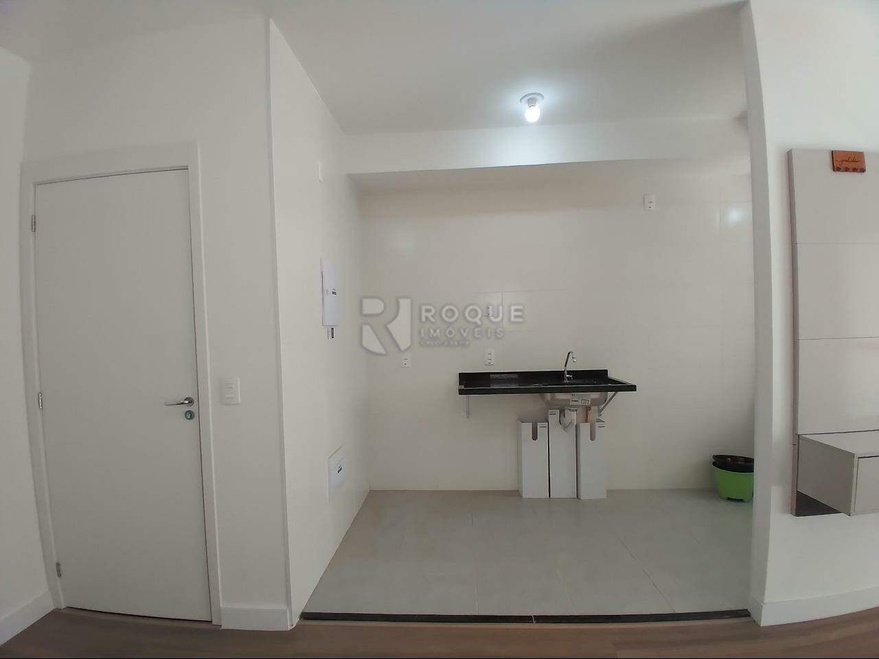 Apartamento para aluguel no bairro Jardim Santa Adélia: COZINHA