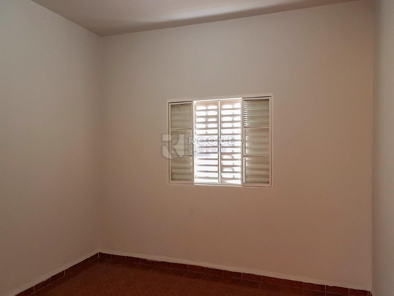 Casa Residencial à venda no bairro Jardim Maria Buchi Modeneis: Dormitório 