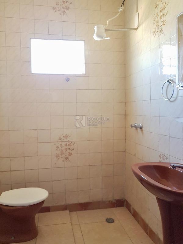 Casa Residencial à venda no bairro Jardim Maria Buchi Modeneis: WC