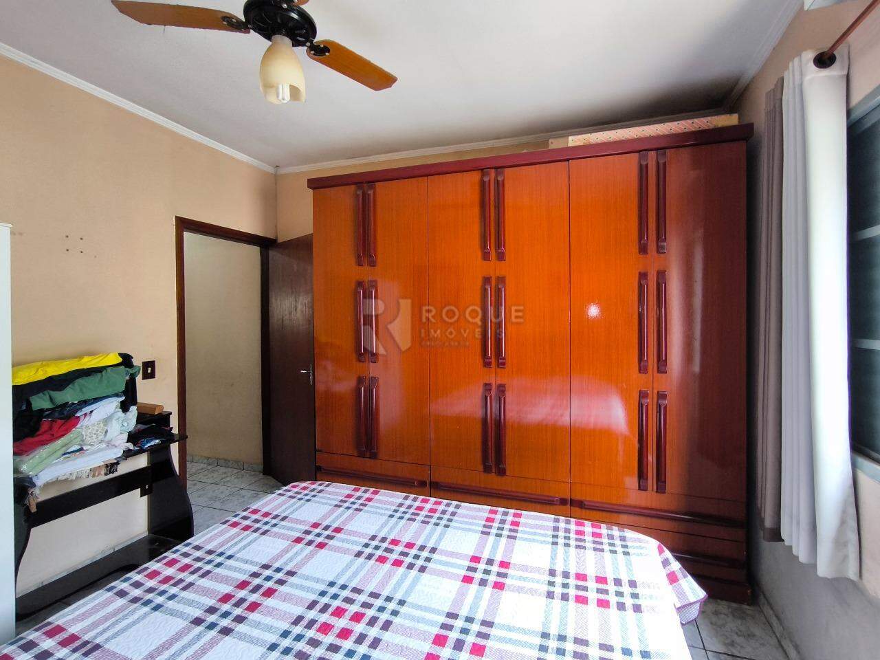 Casa Residencial à venda no bairro Vila Rosana: SUÍTE