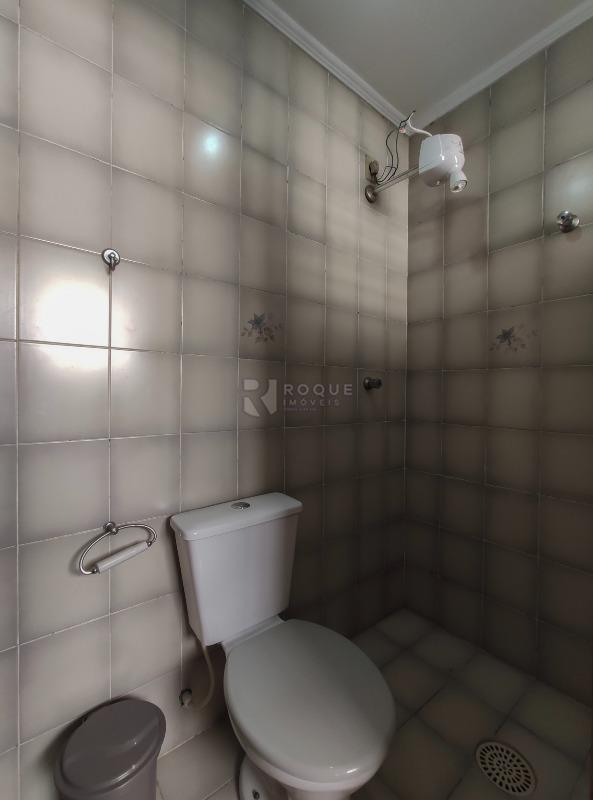 Apartamento à venda no bairro Vila Cidade Jardim: WC fundo 