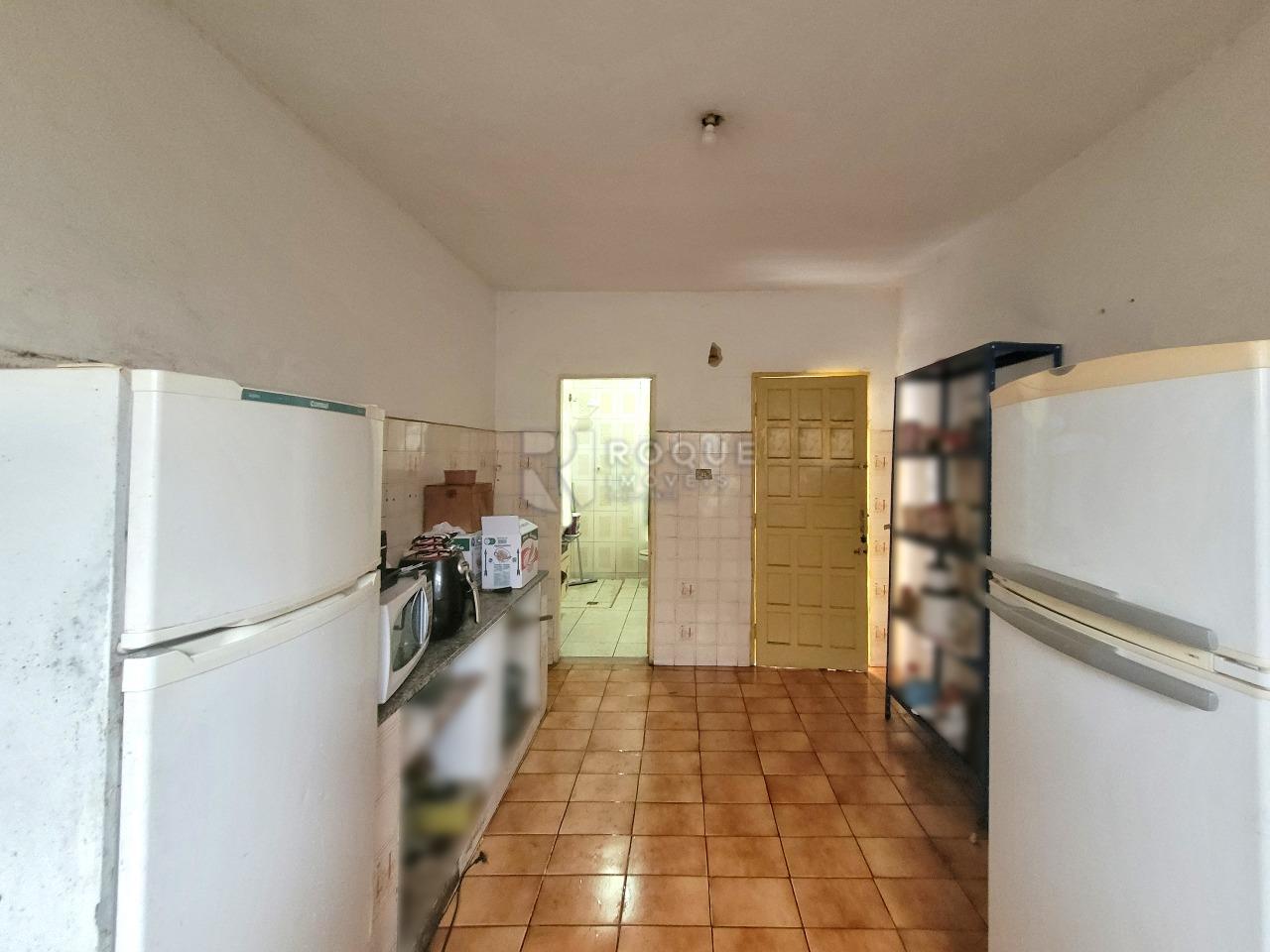 Barracão/Galpão à venda no bairro Parque Residencial Aeroporto: COZINHA- CASA 2 