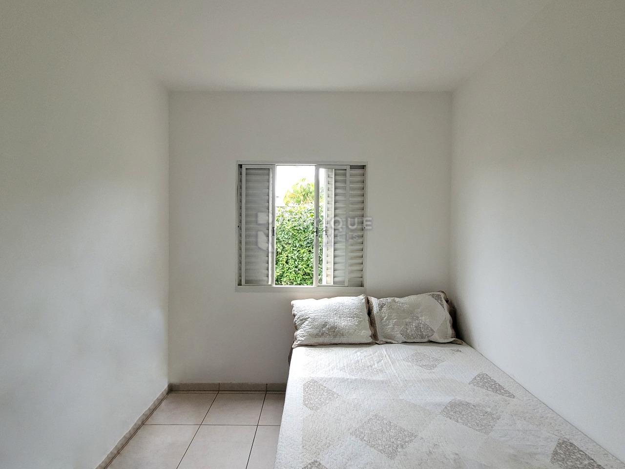 Apartamento à venda no bairro Vila Queiroz: Dormitório 2