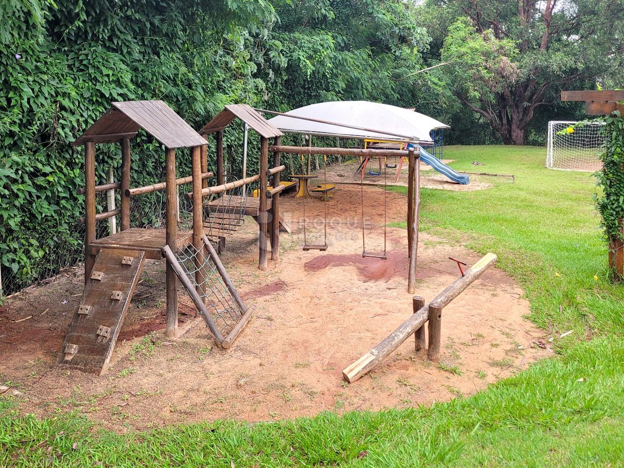 Apartamento à venda no bairro Vila Queiroz: Playground