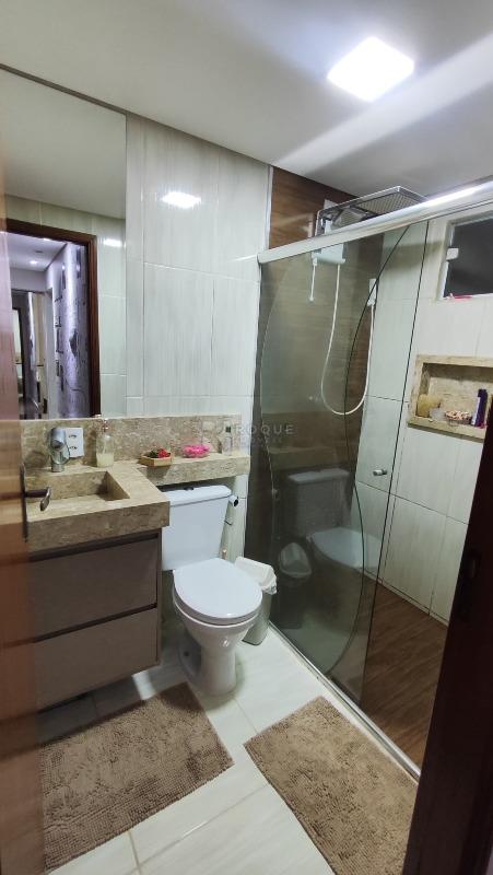 Apartamento à venda no bairro Chácaras Antonieta: BANHEIRO
