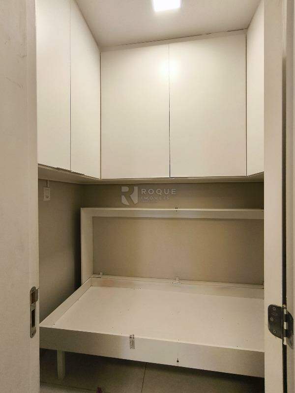 Apartamento à venda no bairro Jardim Aquárius: DESPENSA