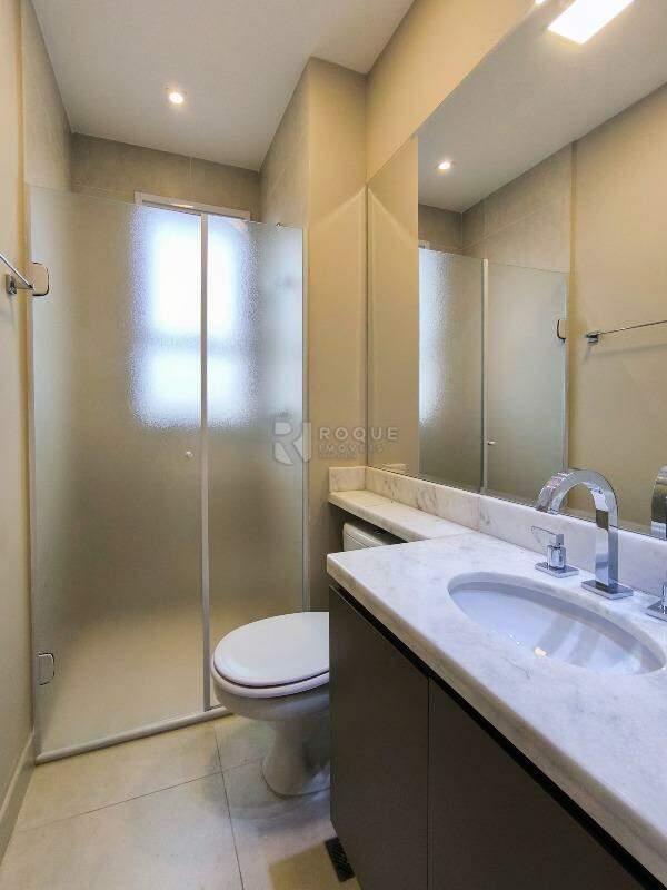 Apartamento à venda no bairro Jardim Aquárius: WC SUÍTE 1
