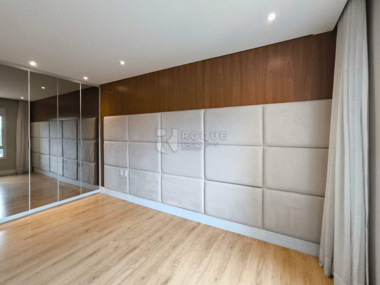 Apartamento à venda no bairro Jardim Aquárius: SUÍTE MASTER