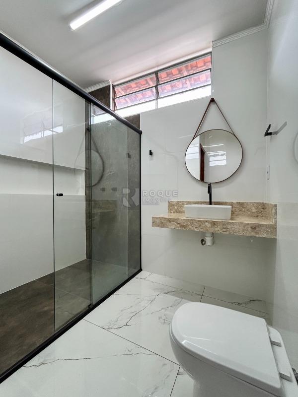 Casa Residencial para aluguel no bairro Parque Egisto Ragazzo: WC suíte