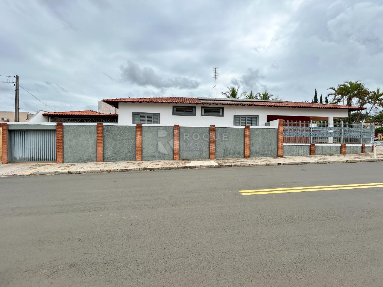 Casa Residencial para aluguel no bairro Parque Egisto Ragazzo: Fachada