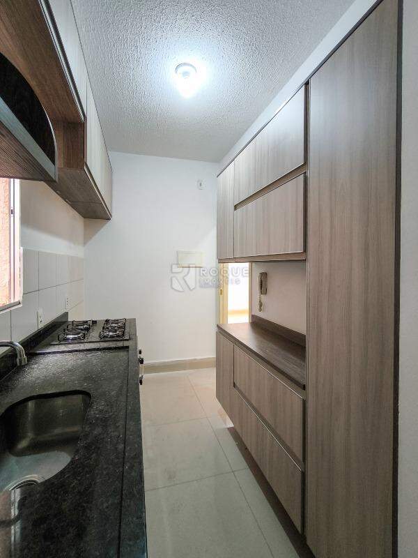 Apartamento à venda no bairro Jardim Parque Novo Mundo: COZINHA