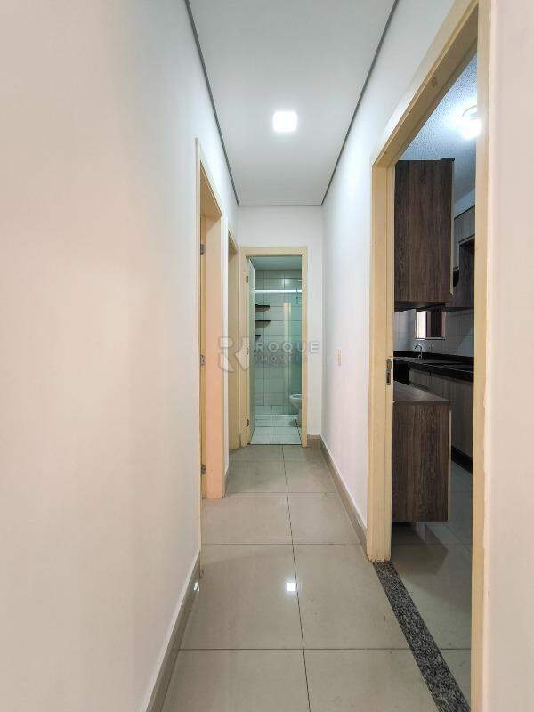 Apartamento à venda no bairro Jardim Parque Novo Mundo: CORREDOR INTERNO
