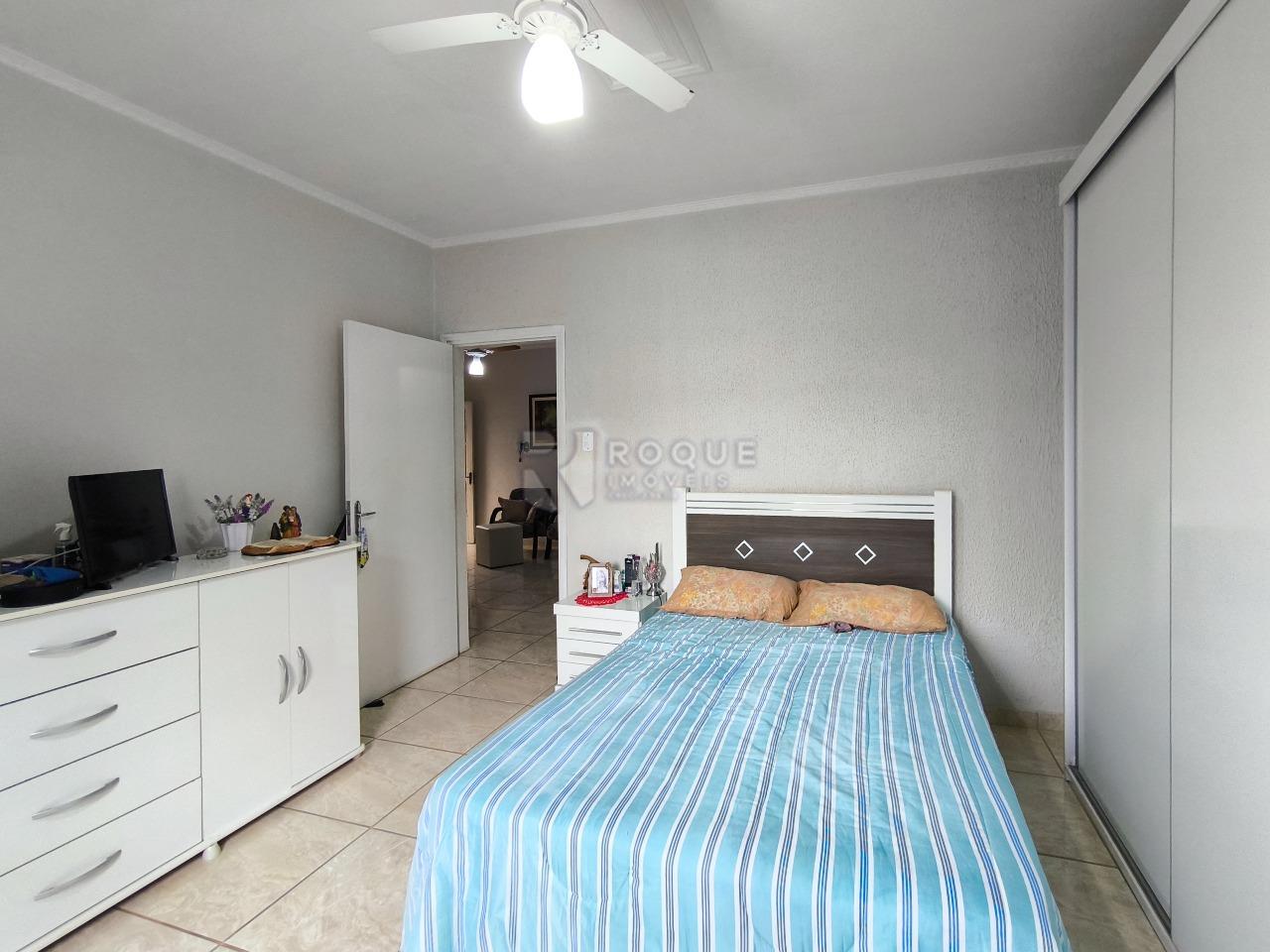 Casa Residencial à venda no bairro Centro: DORMITÓRIO 1