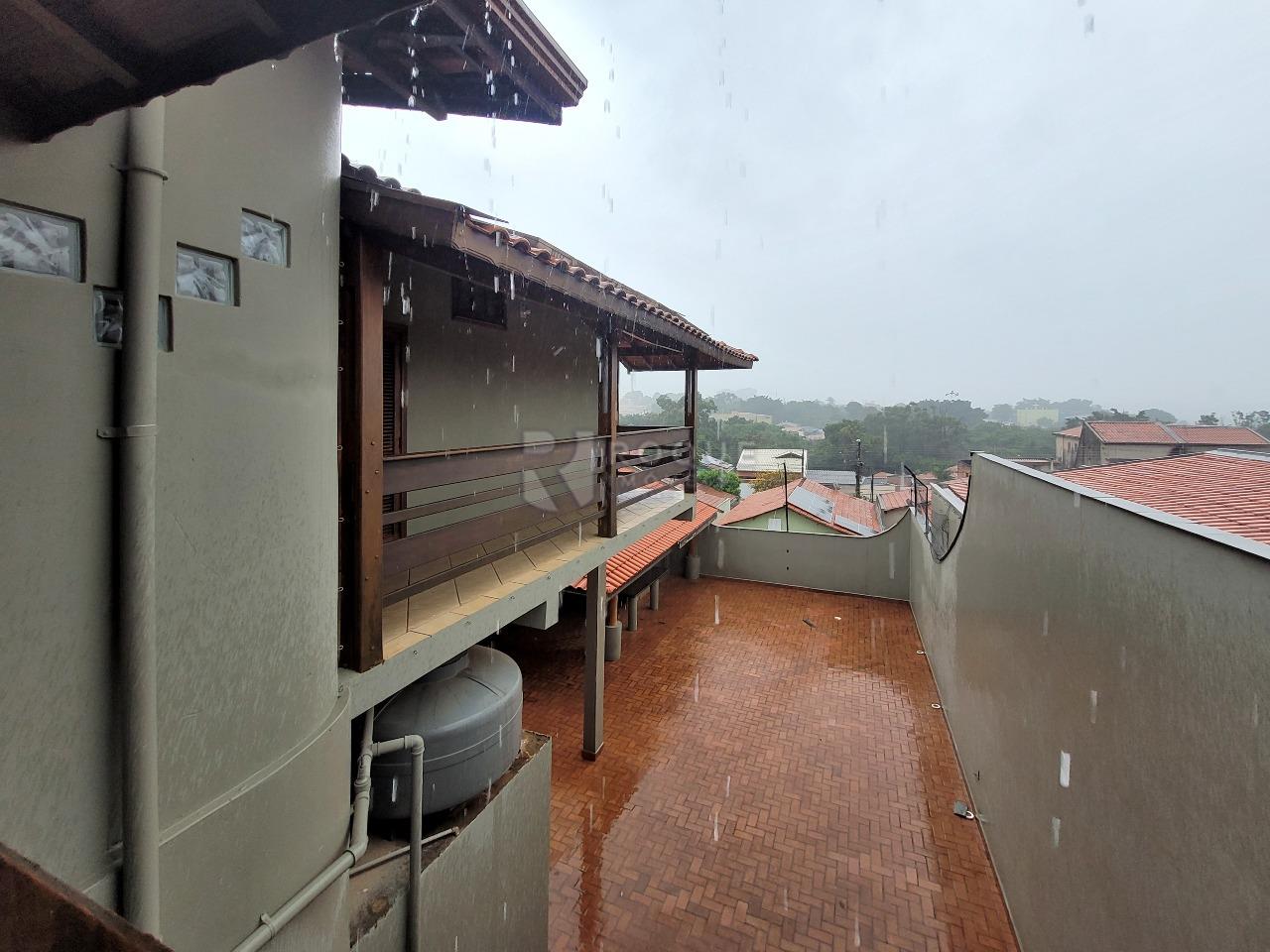 Casa Residencial à venda no bairro Parque Hippolyto: Varanda Sala