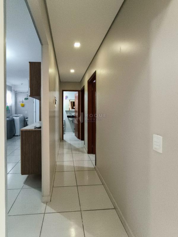 Apartamento à venda no bairro Jardim Ouro Verde: CORREDOR INTERNO