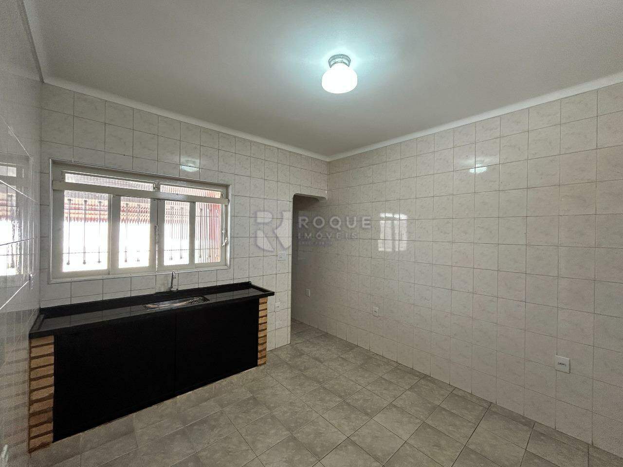 Casa Residencial para aluguel no bairro Jardim Bandeirantes: Cozinha