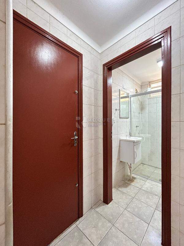 Casa Residencial para aluguel no bairro Jardim Bandeirantes: Hall