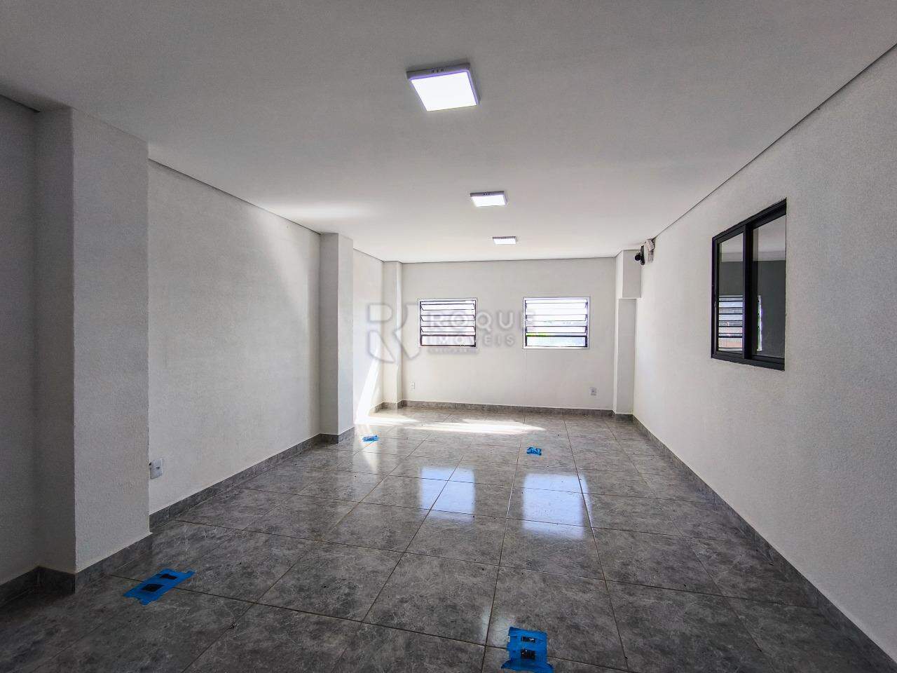 Barracão/Galpão para aluguel no bairro Residencial Colinas do Engenho I: SALA