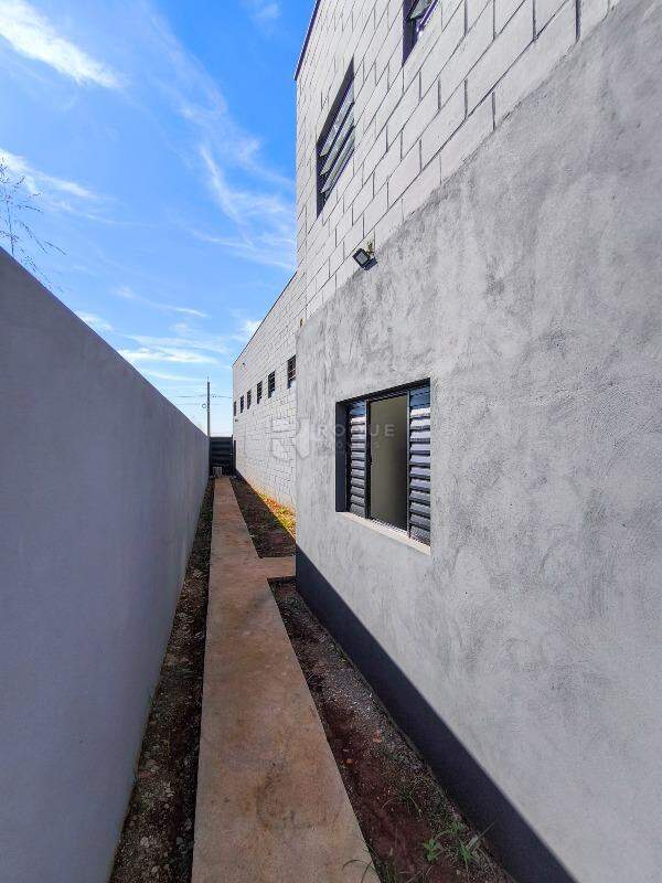 Barracão/Galpão para aluguel no bairro Residencial Colinas do Engenho I: LATERAL EXTERNA