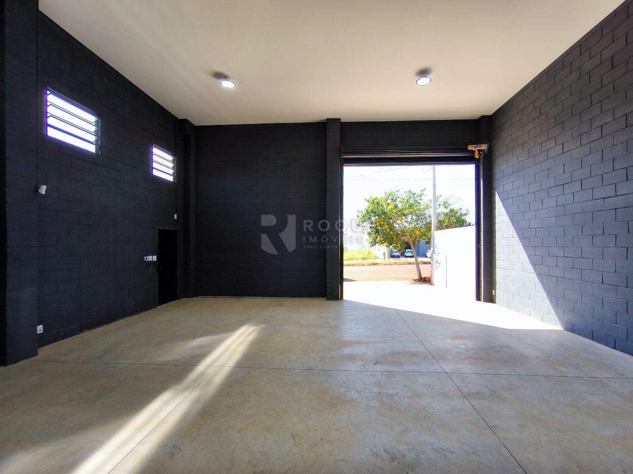 Barracão/Galpão para aluguel no bairro Residencial Colinas do Engenho I: SALÃO