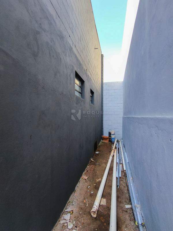 Barracão/Galpão para aluguel no bairro Residencial Colinas do Engenho I: LATERAL EXTERNA