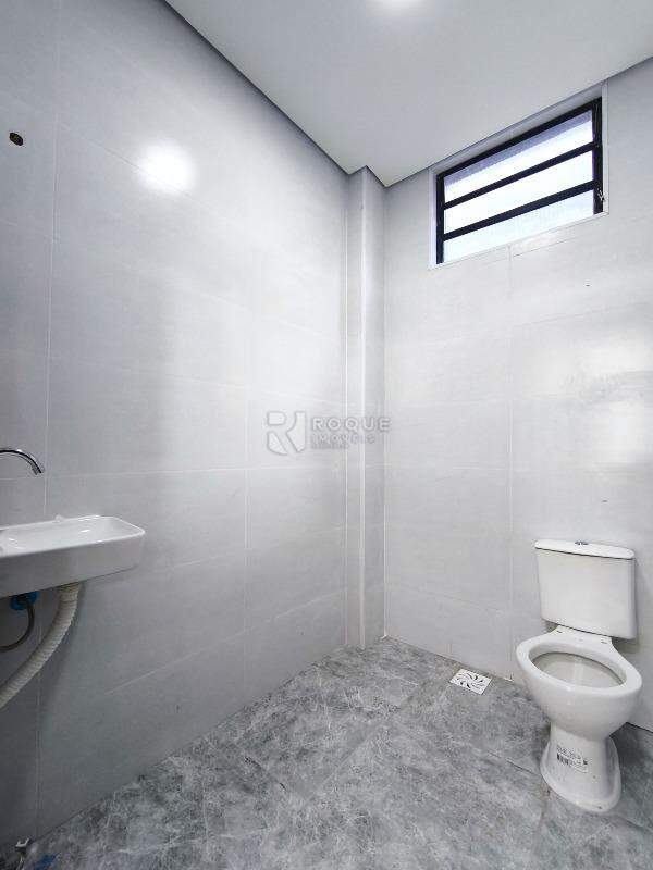 Barracão/Galpão para aluguel no bairro Residencial Colinas do Engenho I: SANITÁRIO 1