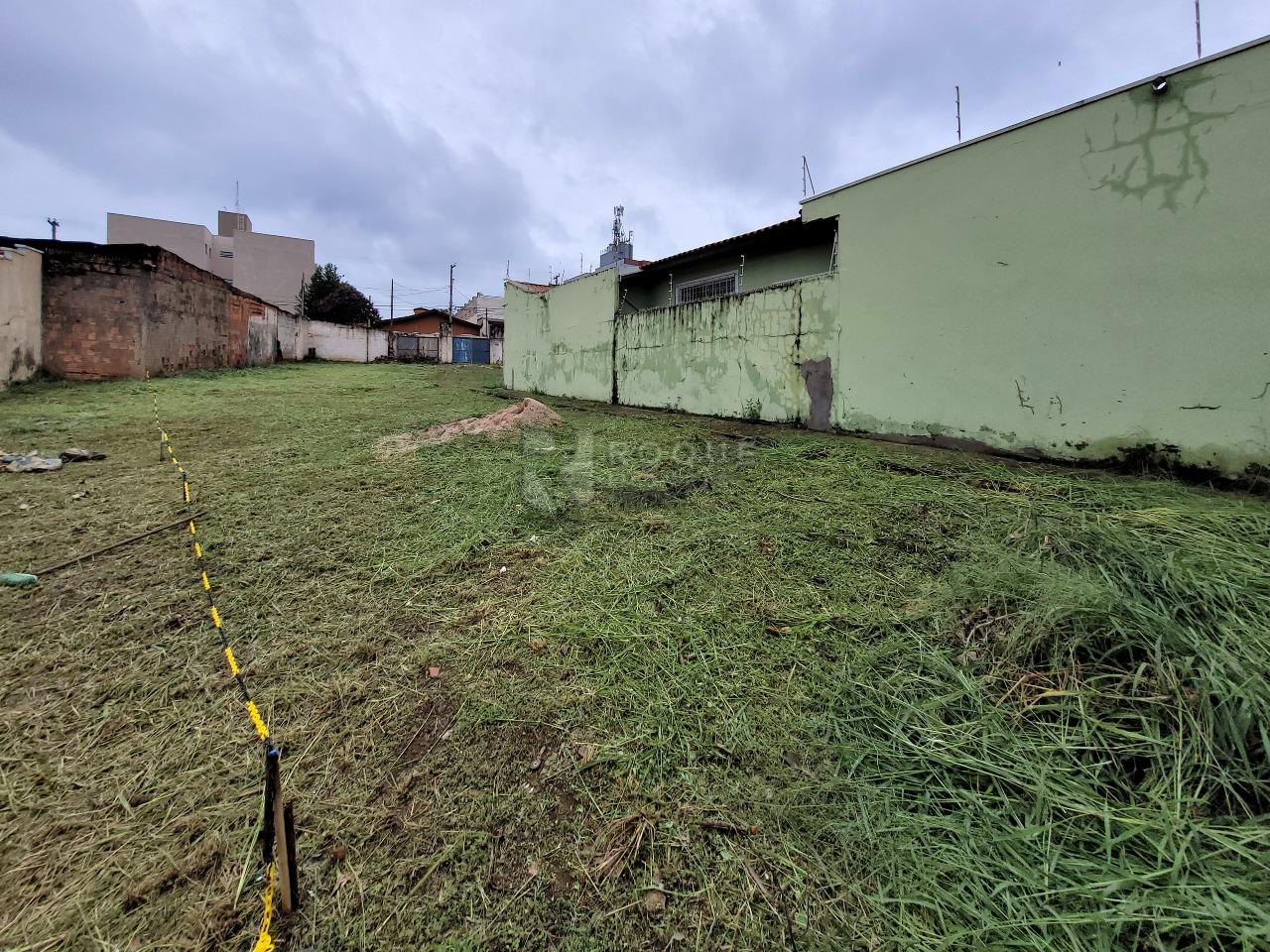 Terreno à venda no bairro Vila Primavera: Terreno