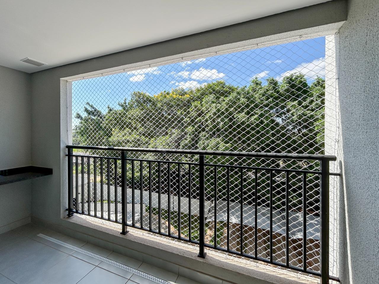 Apartamento para aluguel no bairro Jardim Santa Adélia: Sacada