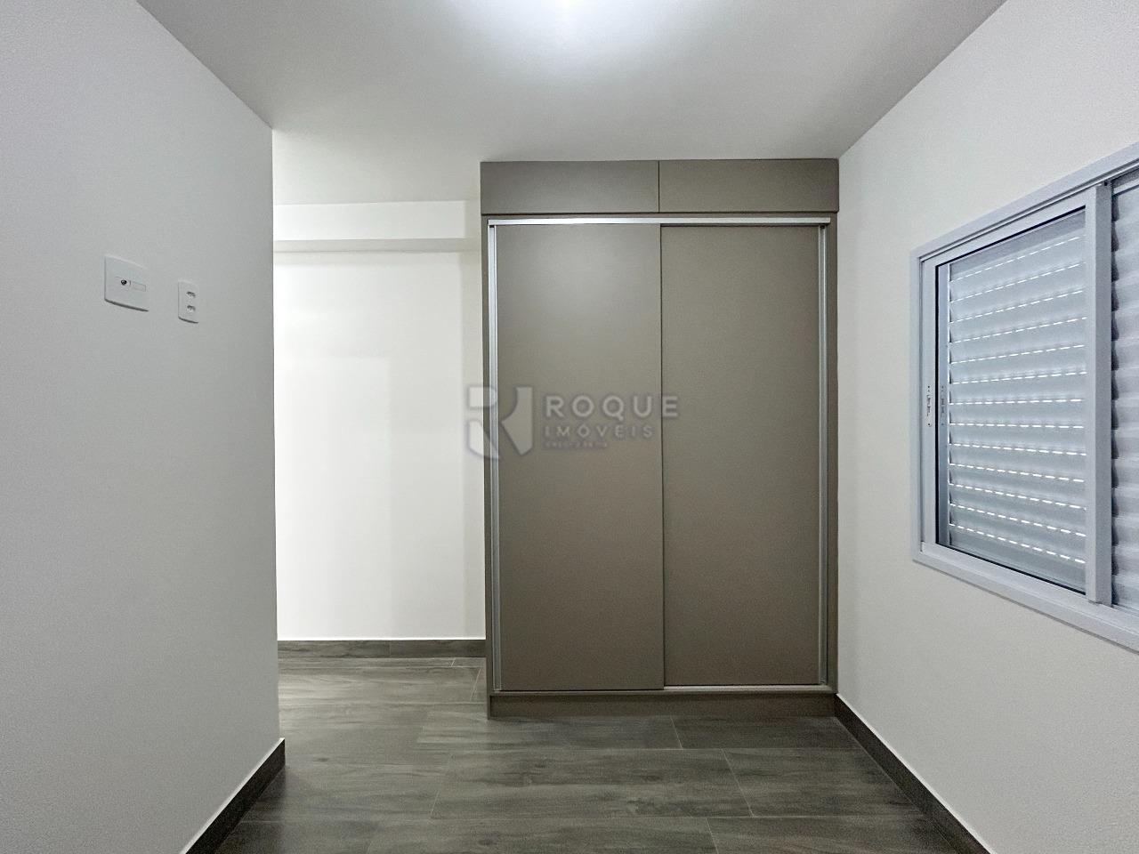 Apartamento para aluguel no bairro Jardim Santa Adélia: Dormitório 2 suíte